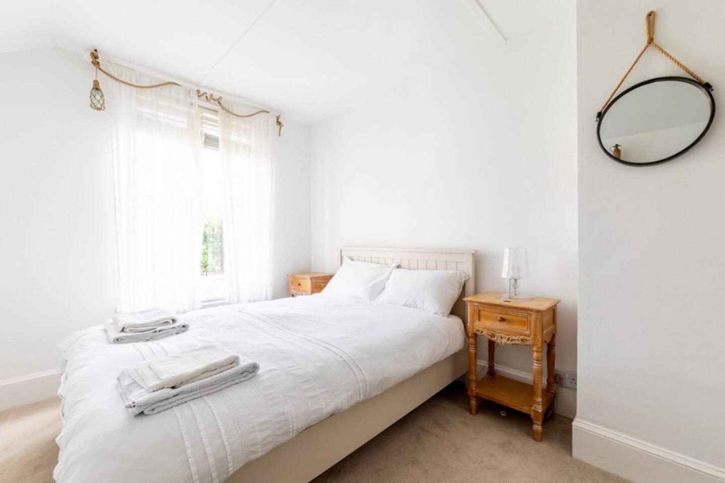 فيلا York House وايتستابل المظهر الخارجي الصورة